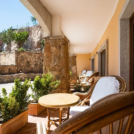 Lh Pozzo Sacro Готель 4*
