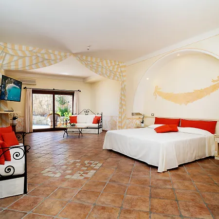 Lh Pozzo Sacro Hotel 4*
