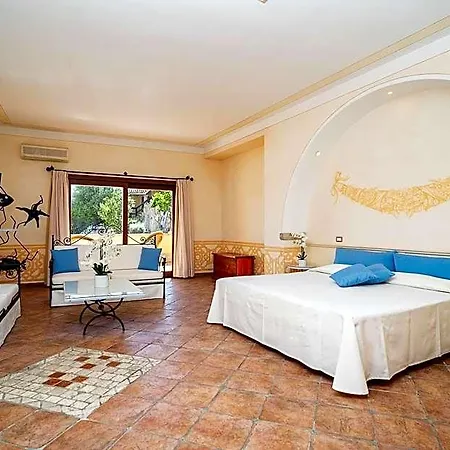 Hotel Lh Pozzo Sacro