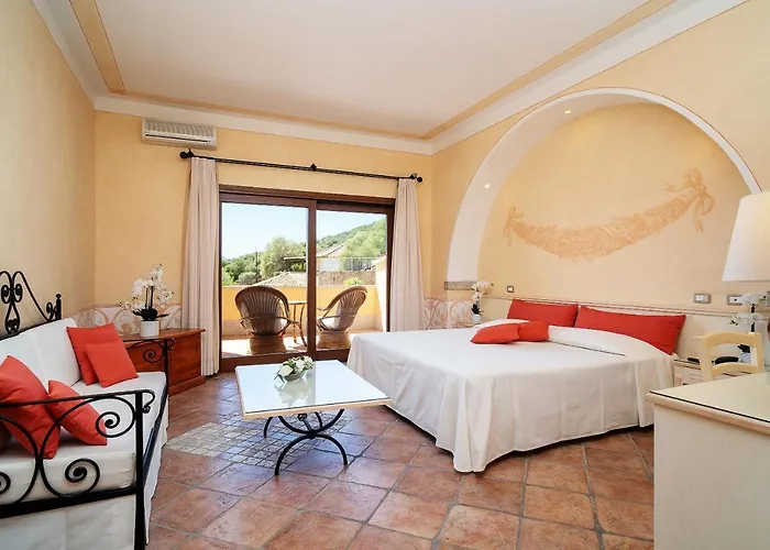 Lh Pozzo Sacro 4* Olbia